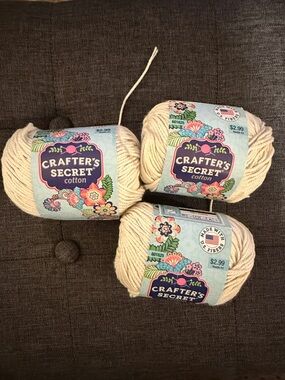Crafter's Secret Cotton Yarn - Ivory